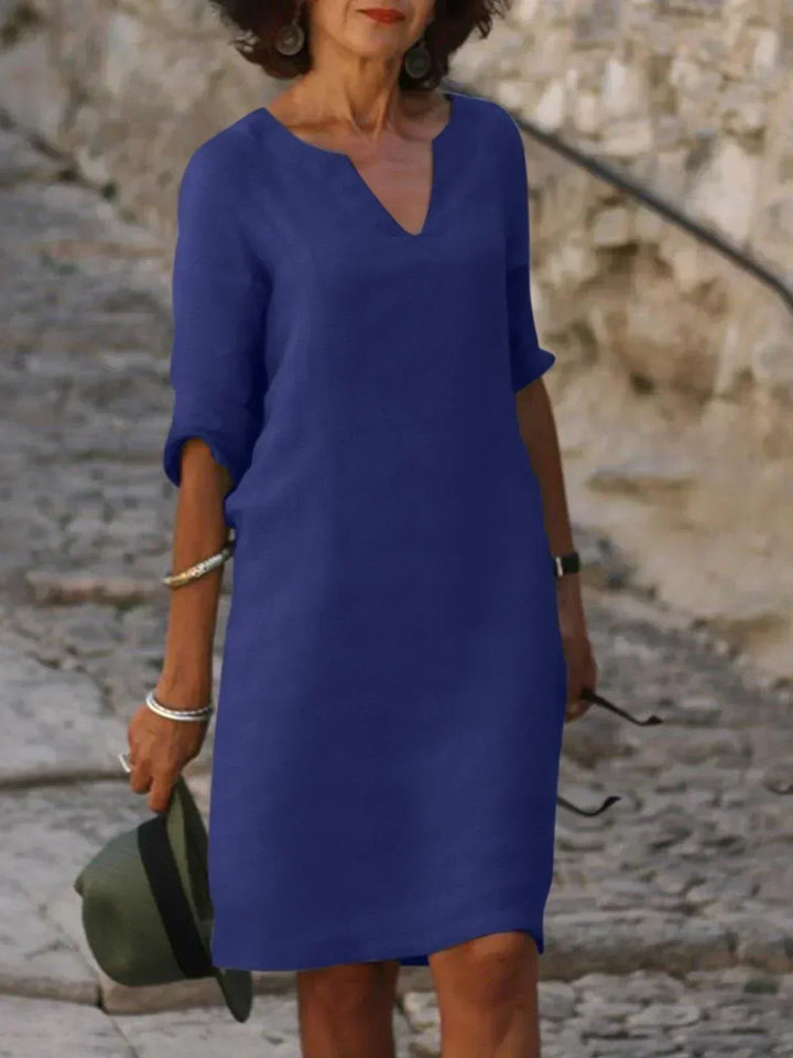 Suzan - Elegant Dress with V-Neck